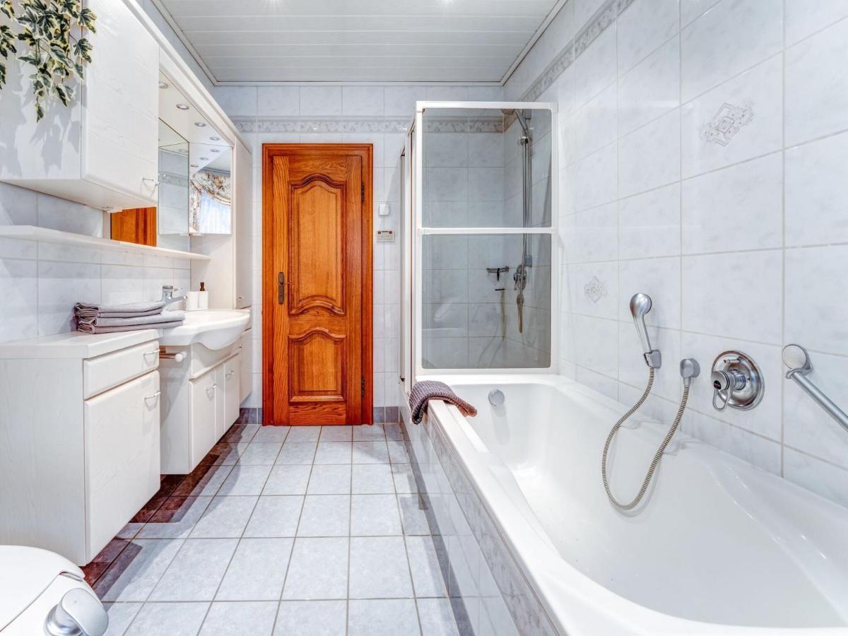 Spacious Flat In Adenau Near The N Rburgring Екстер'єр фото